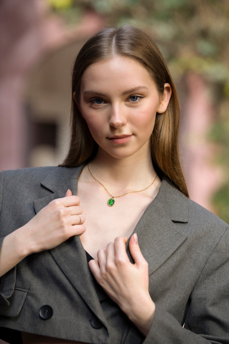 Oval Green  Necklace